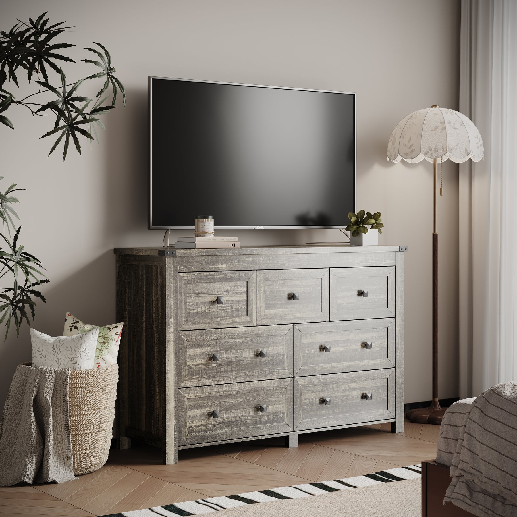 Ashford 7-Dresser