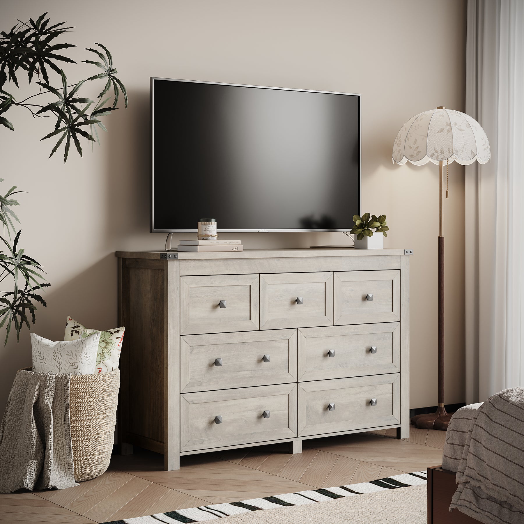 Ashford 7-Dresser